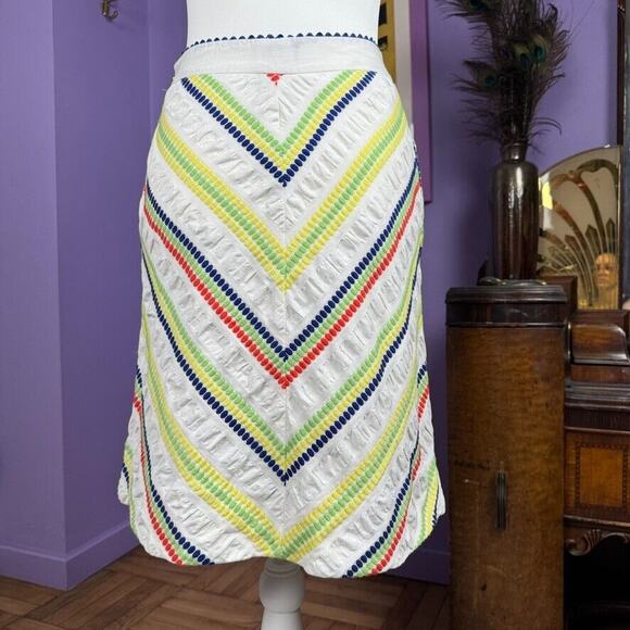 Fei Anthropologie Skirt Size 4 A-line white multicolor chevron stripes - Picture 4 of 10